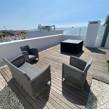 Penthouse Com Piscina Tavira
