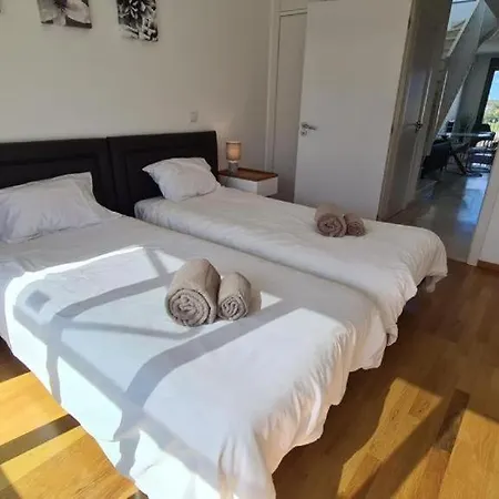 Penthouse Com Piscina Tavira